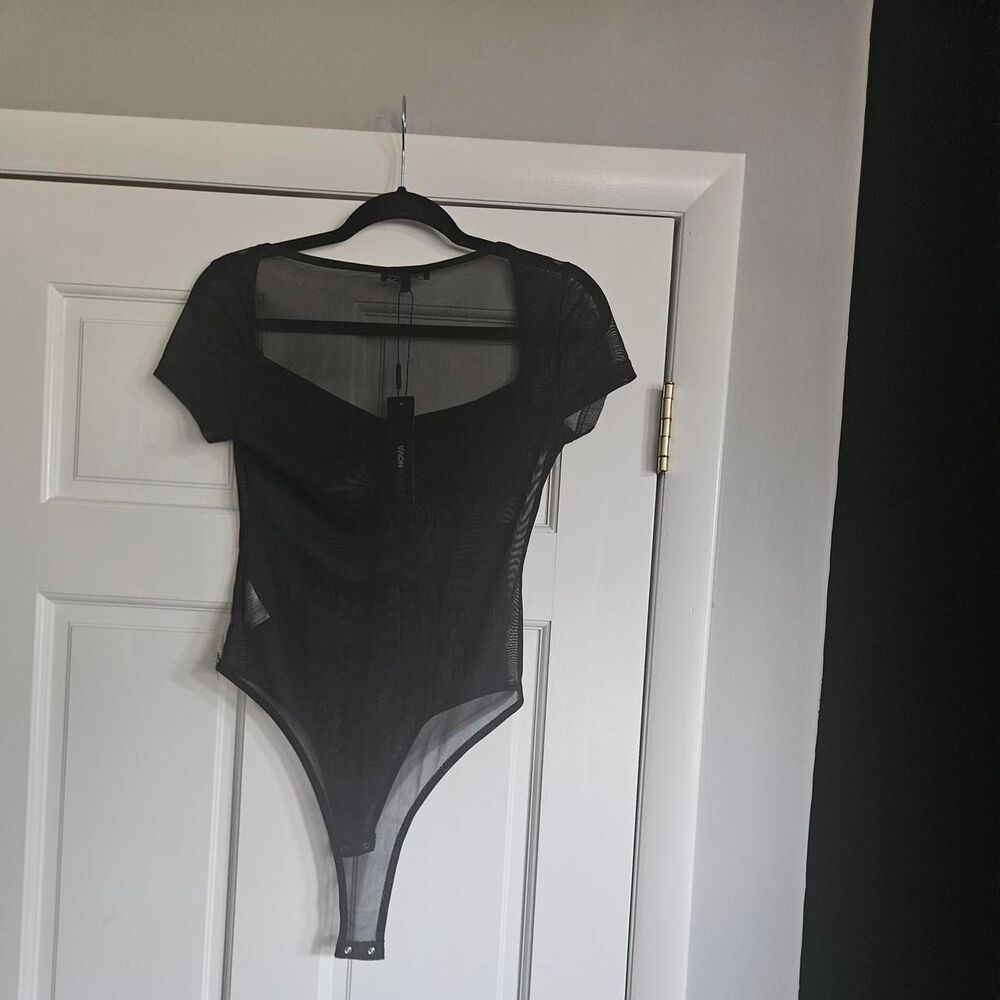 Fashion-nova Women's Black Bodysuit - Picture 3 of 3